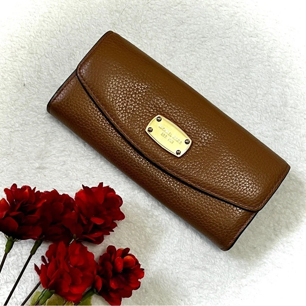Michael Kors Brown Jet Set Slim Flap Leather Wallet